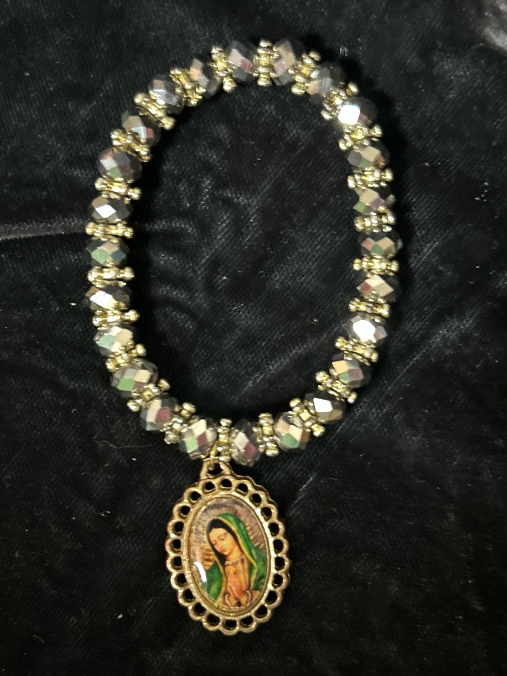 Gold-Tone  Guadalupe Pendant Bracelet in Iridescent Gray